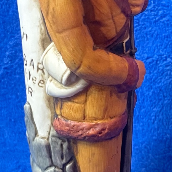 VINTAGE Daniel Boone Porcelain Empty Decanter - McCormick Whisky - Picture 4 of 8